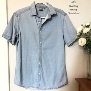 Chambray short sleeve button up